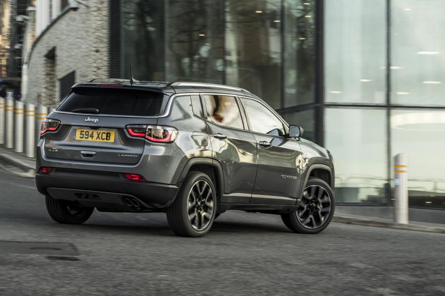  Jeep Compass Limited (MP) 2018 года  (UK) (фото 2 из 20)